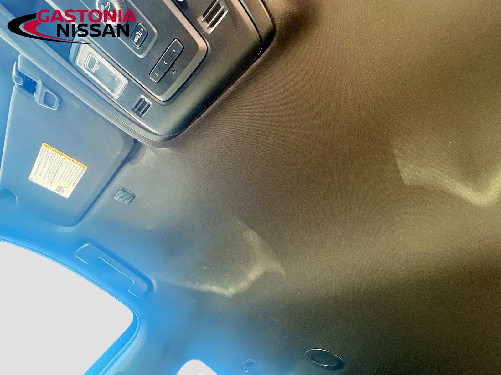 Used 2024 Chevrolet Suburban LT image 30