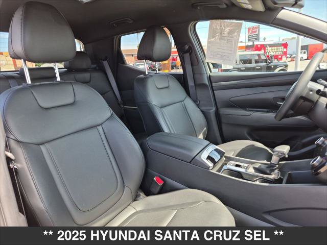 Used 2025 Hyundai Santa Cruz SEL FWD image 24