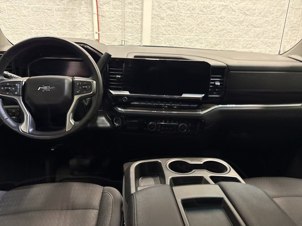 Used 2024 Chevrolet Silverado 1500 RST AWD/4WD image 12