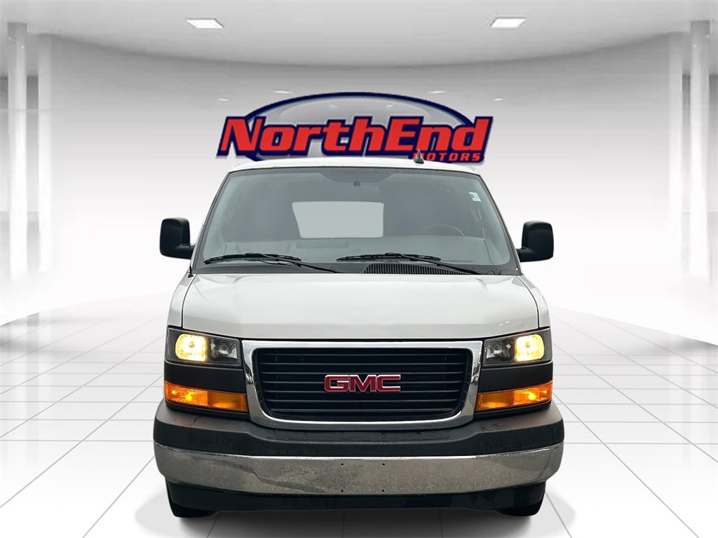 Used 2023 GMC Savana 2500 w/ Driver Convenience Package image 6
