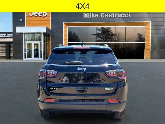 Used 2022 Jeep Compass Latitude AWD/4WD image 5