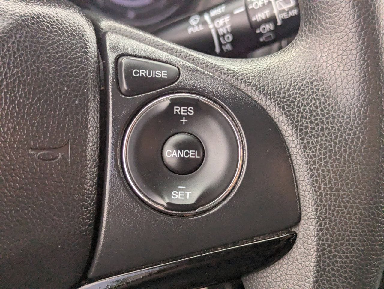 Used 2020 Honda HR-V LX image 29