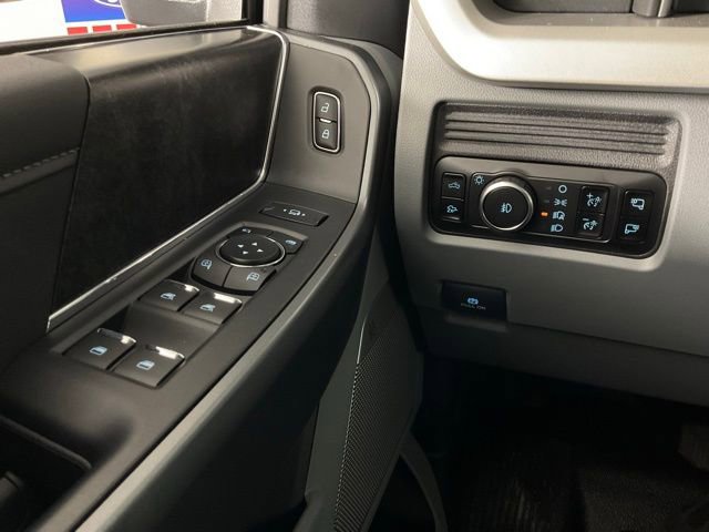 New 2026 Ford F250 XLT w/ XLT Premium Package AWD/4WD image 18