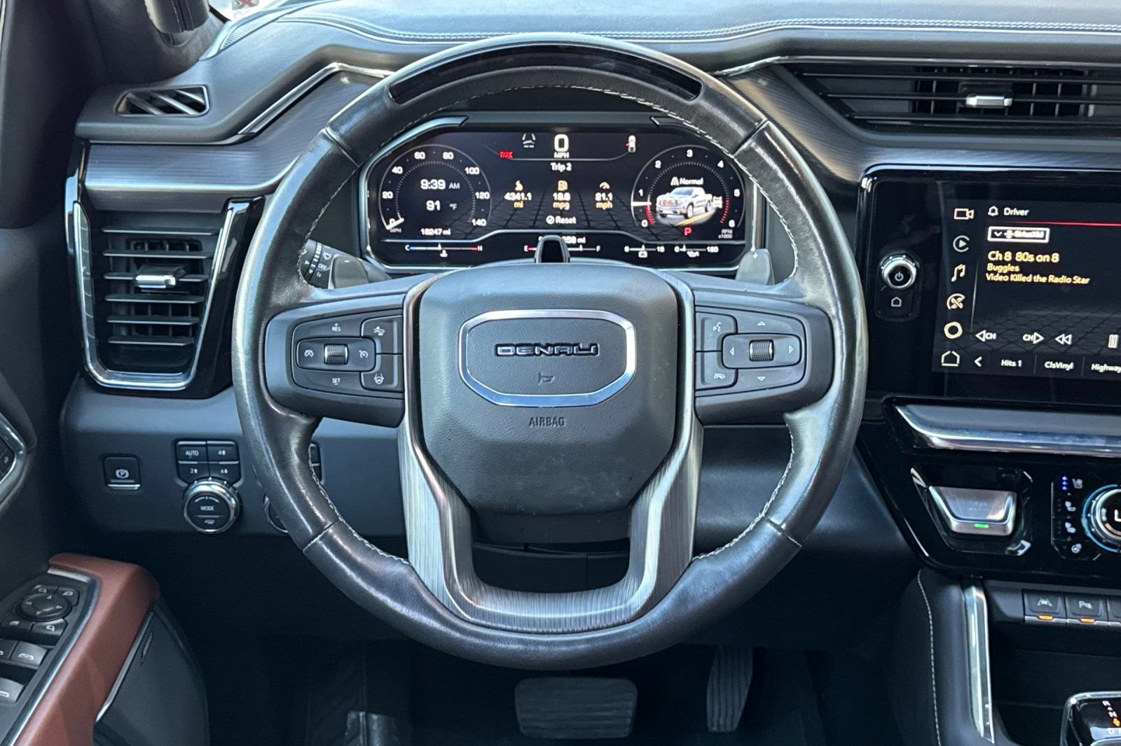 Certified 2025 GMC Sierra 1500 Denali Ultimate AWD/4WD image 15