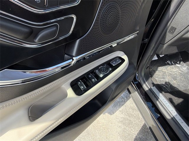 New 2026 Lincoln Corsair Premiere image 13