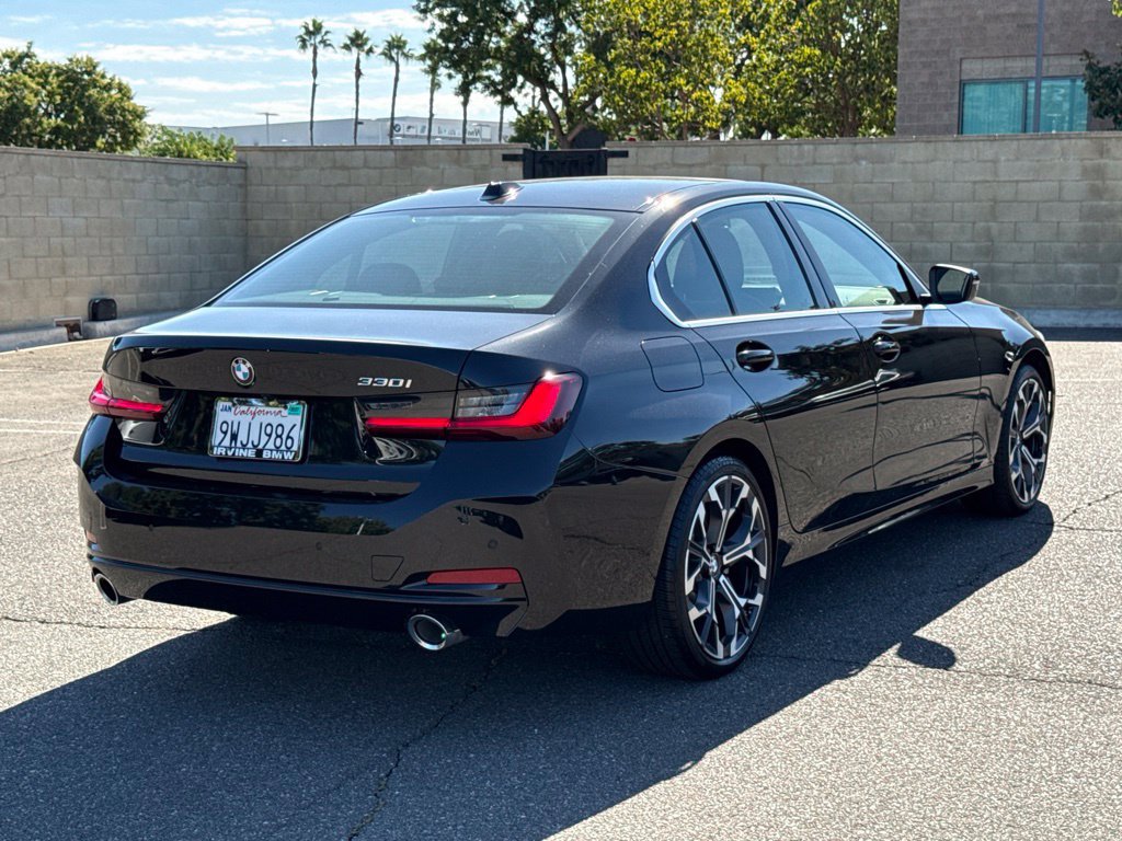 Used 2026 BMW 330i Sedan w/ Convenience Package RWD image 8
