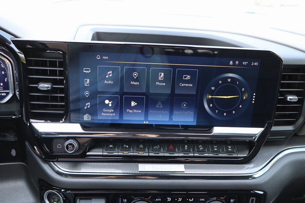 Used 2022 Chevrolet Silverado 1500 ZR2 w/ Technology Package image 9