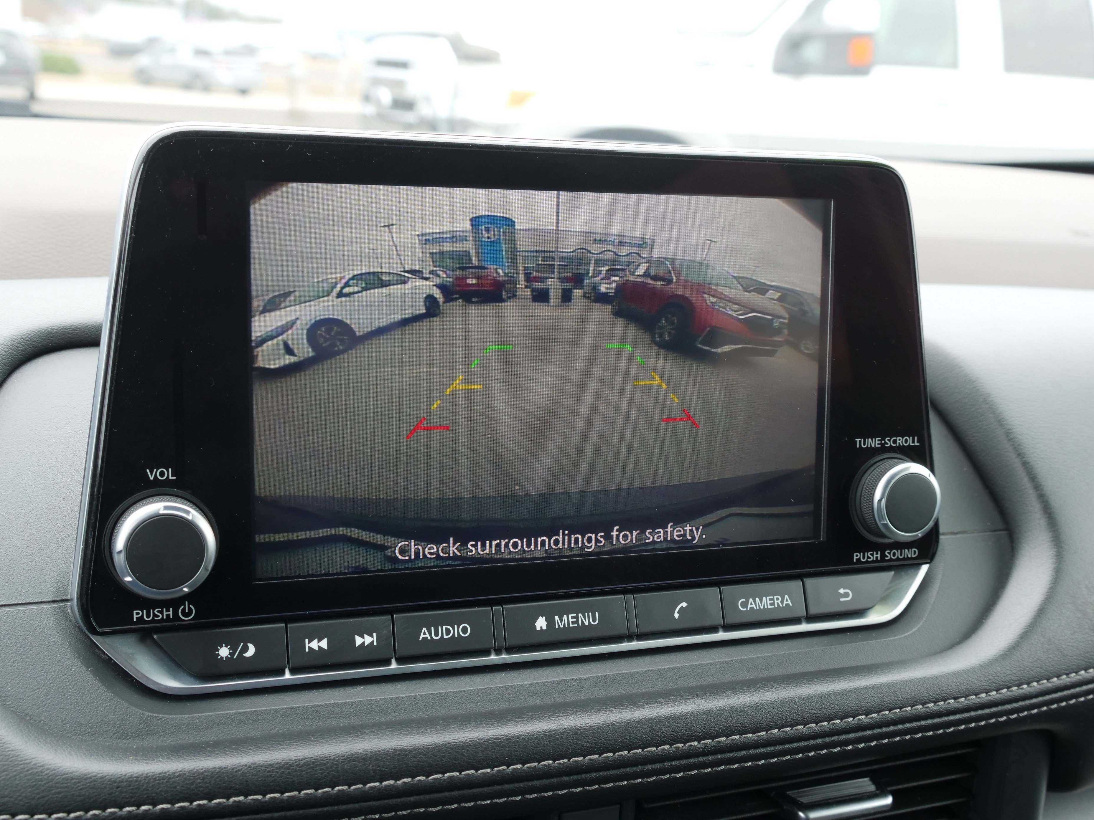 Used 2023 Nissan Rogue SV image 28