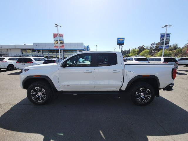 Used 2024 GMC Canyon AT4 w/ AT4 Premium Package AWD/4WD image 5