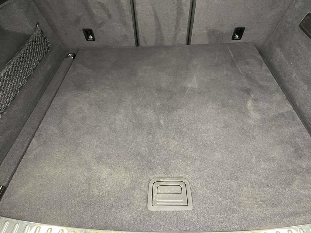 Certified 2024 Porsche Cayenne Turbo GT AWD/4WD image 19