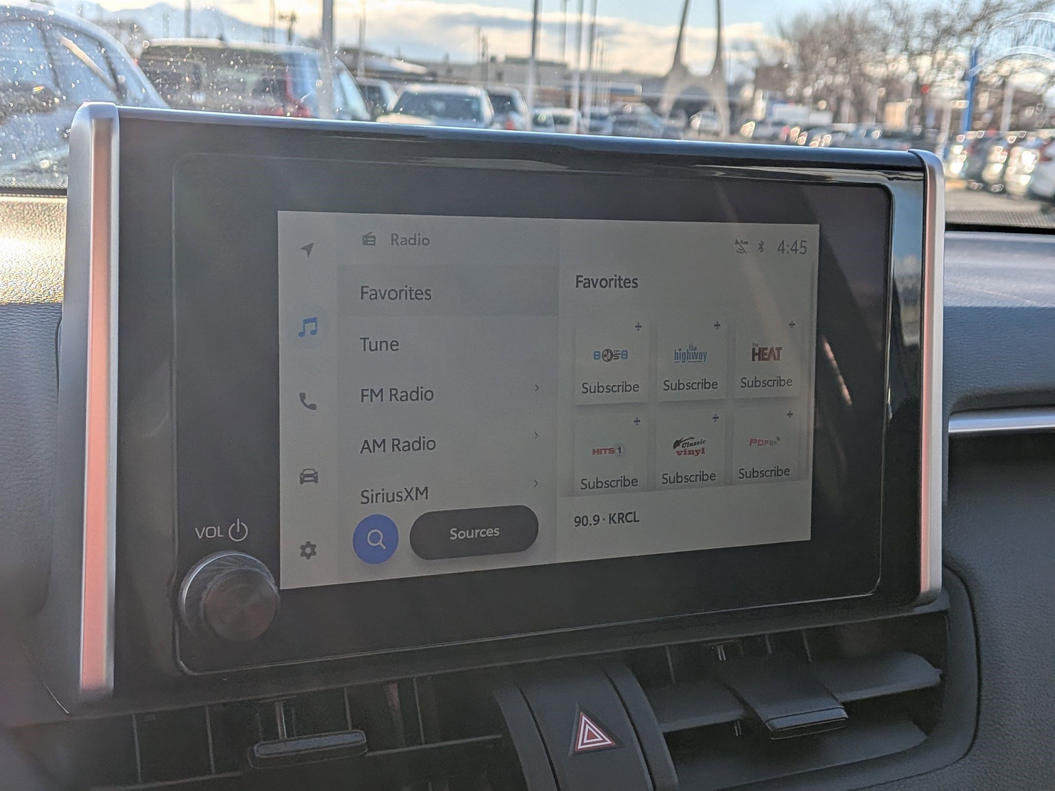 Used 2025 Toyota RAV4 XLE image 21