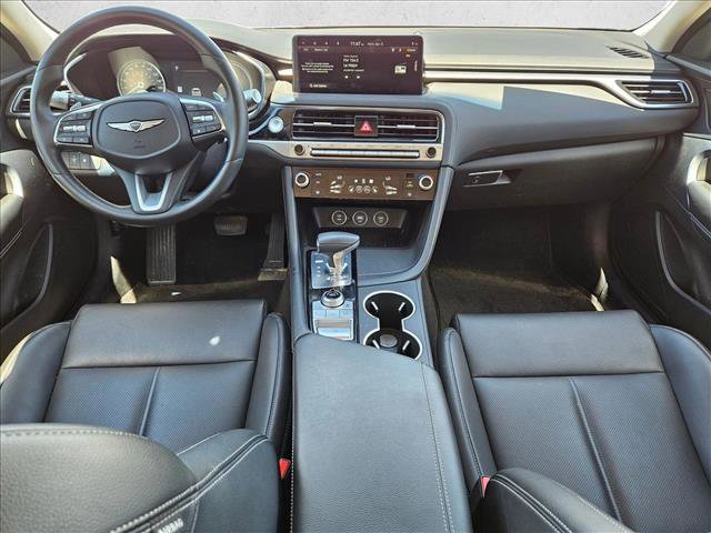 Used 2025 Genesis G70 2.5T image 17
