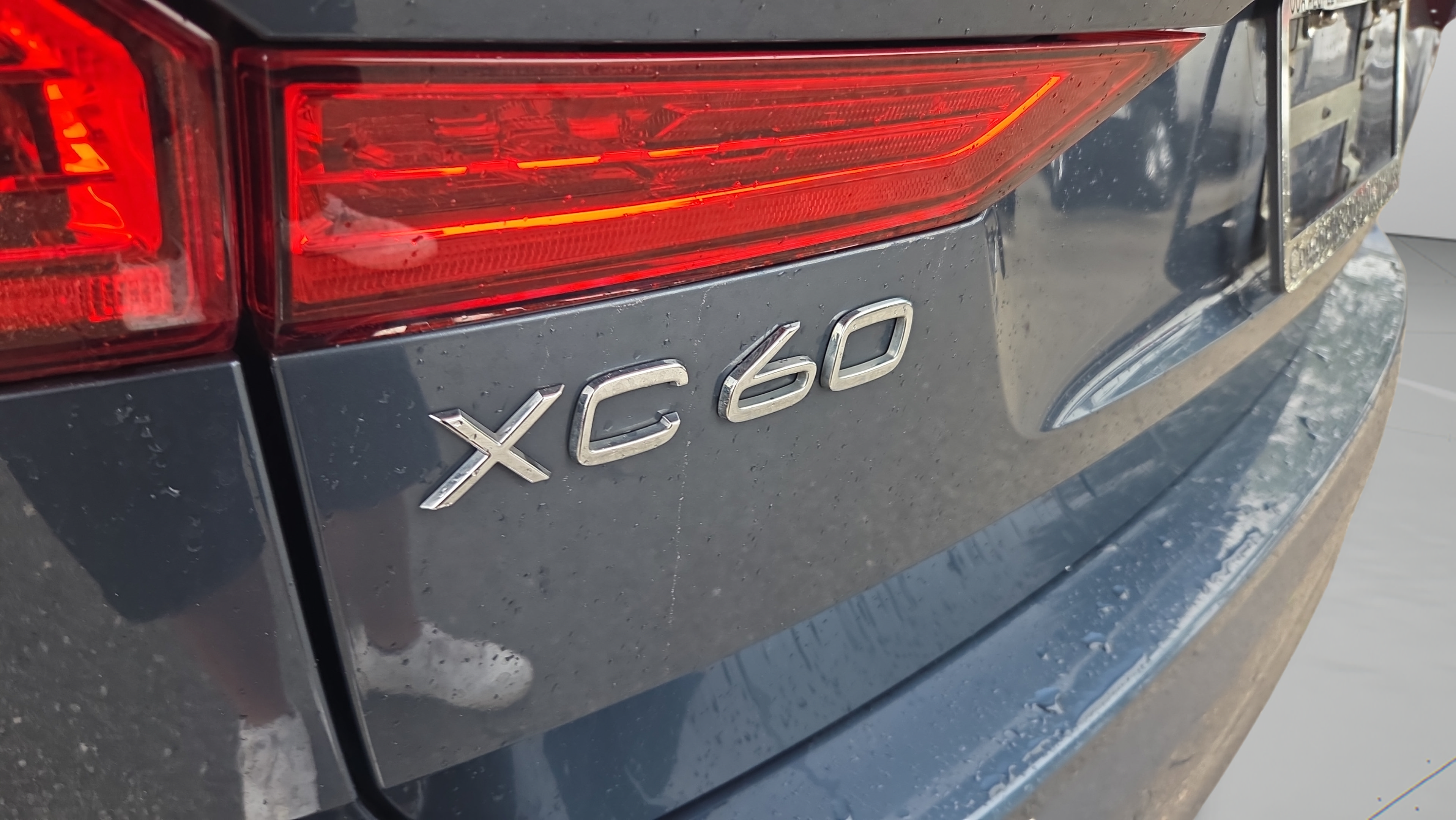 Used 2021 Volvo XC60 T5 Inscription AWD/4WD image 33
