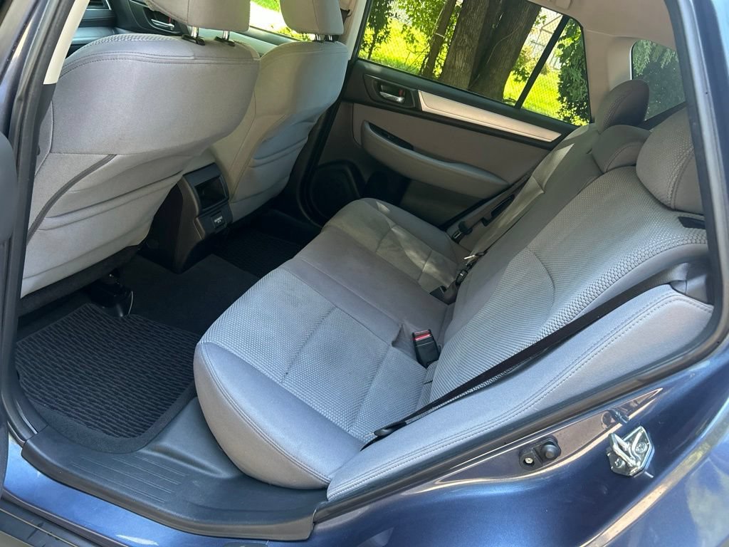 Used 2018 Subaru Outback 2.5i Premium AWD/4WD image 26