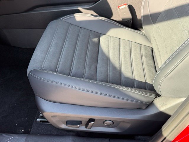 New 2026 Mitsubishi Outlander SE FWD image 24