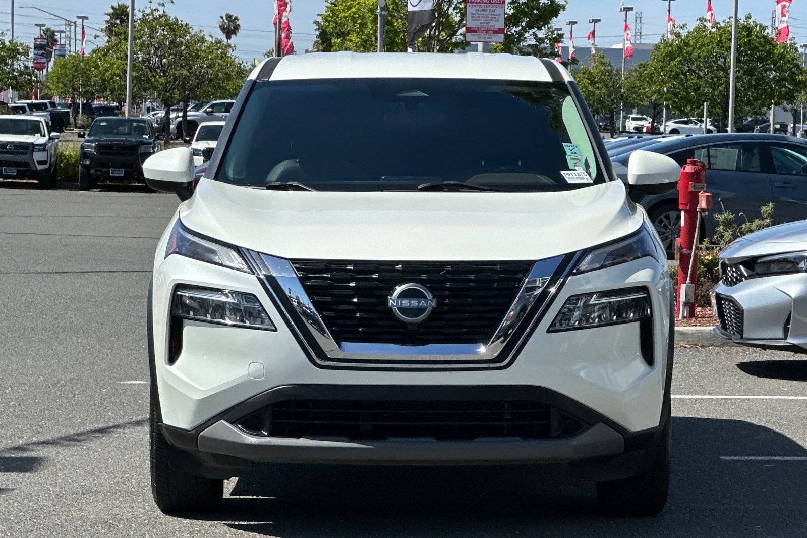 Certified 2023 Nissan Rogue SV image 9
