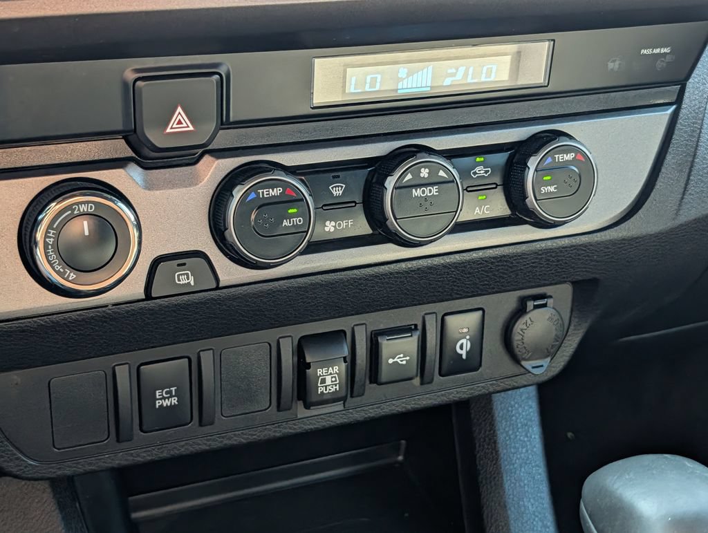 Used 2023 Toyota Tacoma TRD Off-Road AWD/4WD image 23