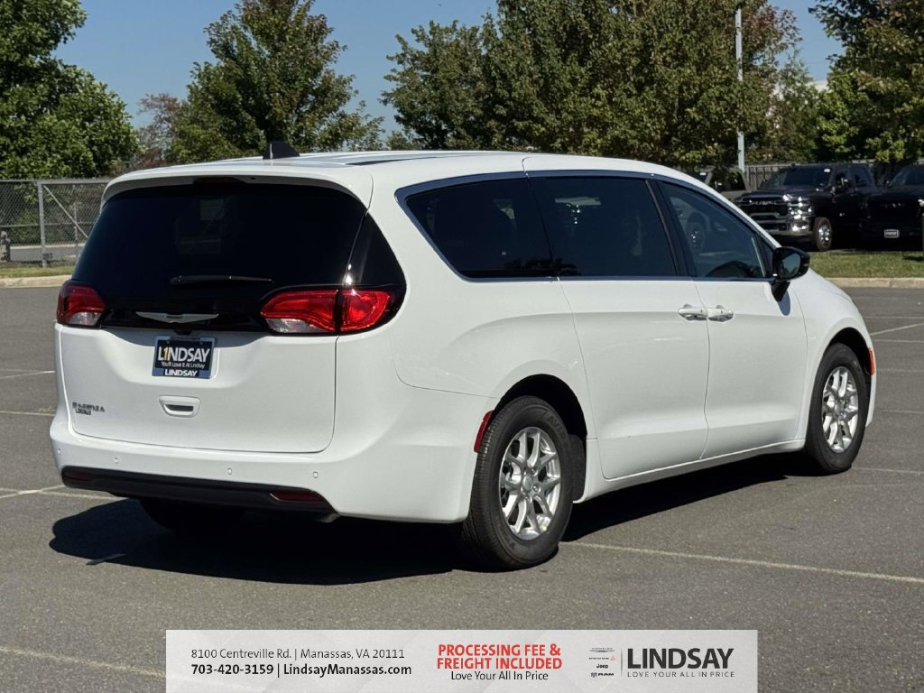 New 2027 Chrysler Pacifica LX FWD image 8
