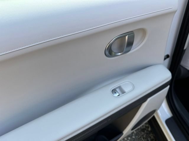 Certified 2023 Hyundai Ioniq 5 SEL w/ Cargo Package AWD/4WD image 14