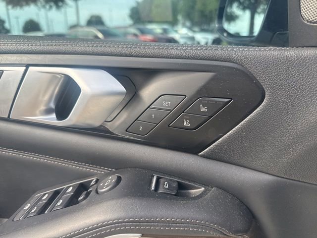 Used 2022 BMW X5 xDrive45e AWD/4WD image 15