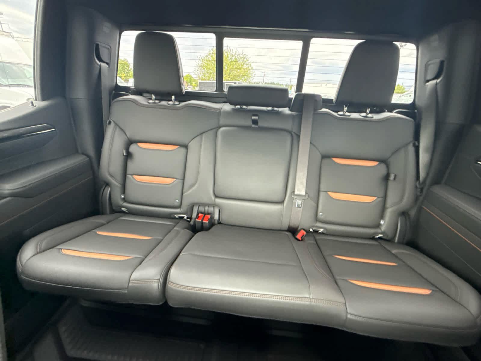 New 2026 GMC Sierra 1500 AT4 w/ AT4 Premium Package AWD/4WD image 43