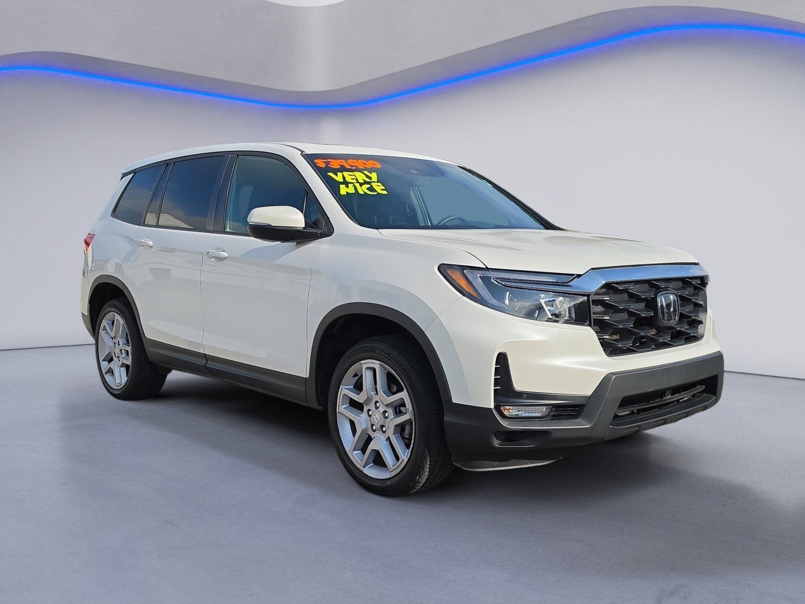 Used 2024 Honda Passport EX-L image 7