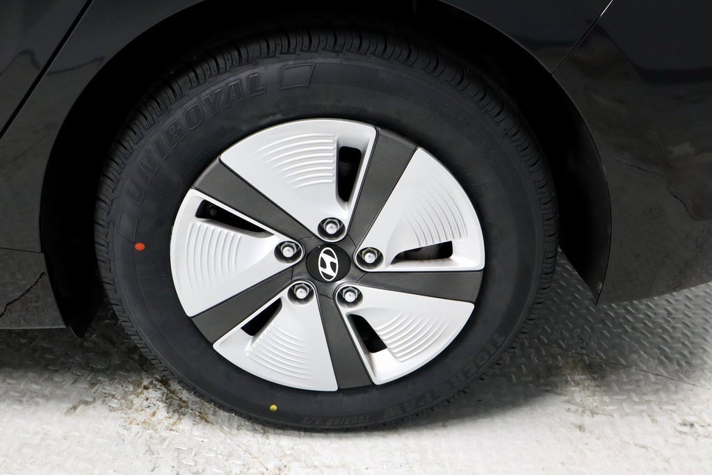 Used 2018 Hyundai Ioniq Blue image 18