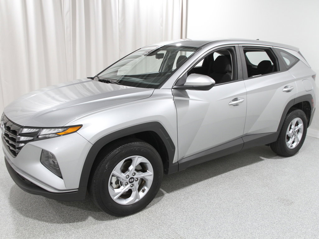 Certified 2023 Hyundai Tucson SE image 3