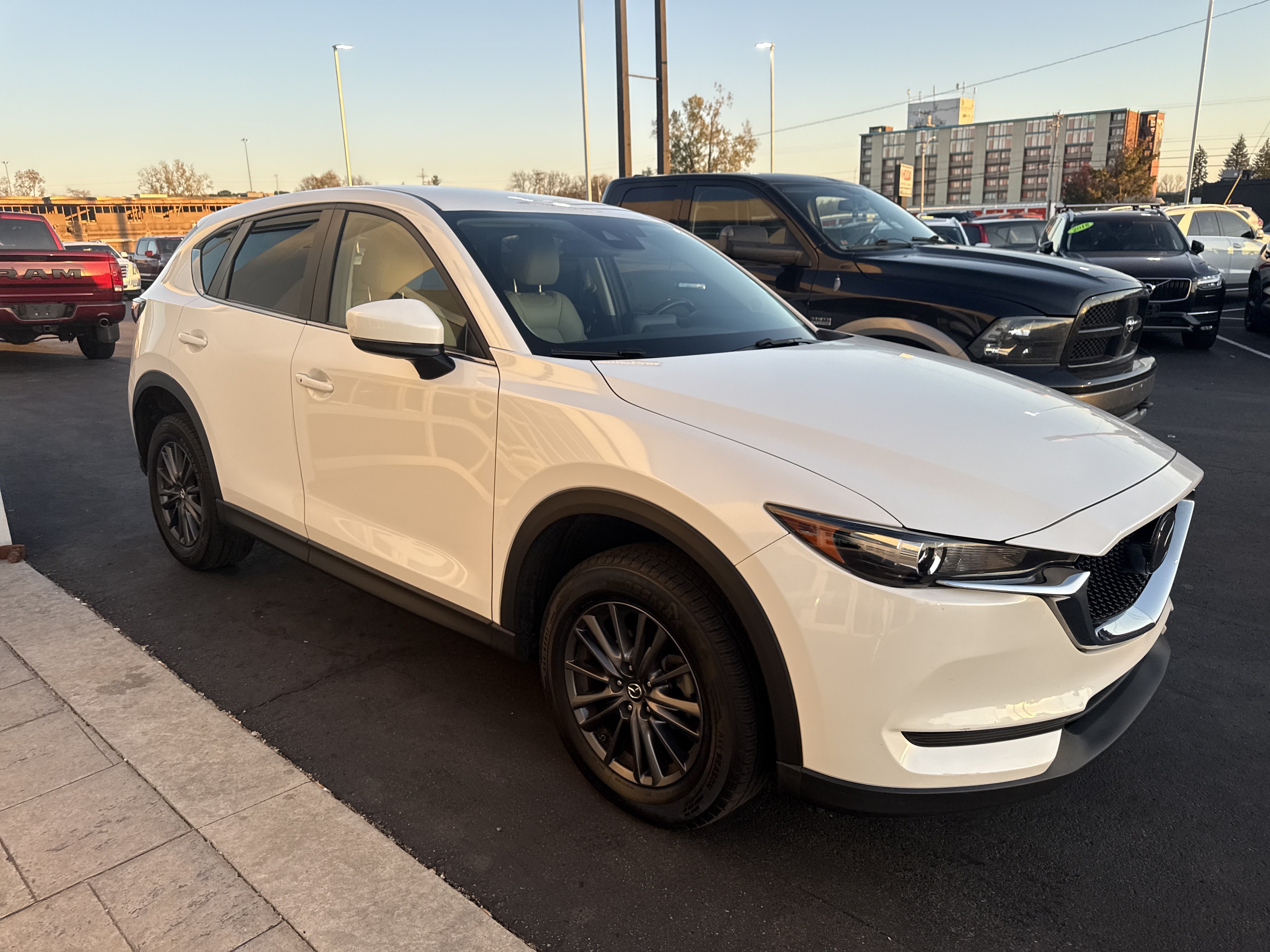 Used 2020 MAZDA CX-5 Touring AWD/4WD image 6
