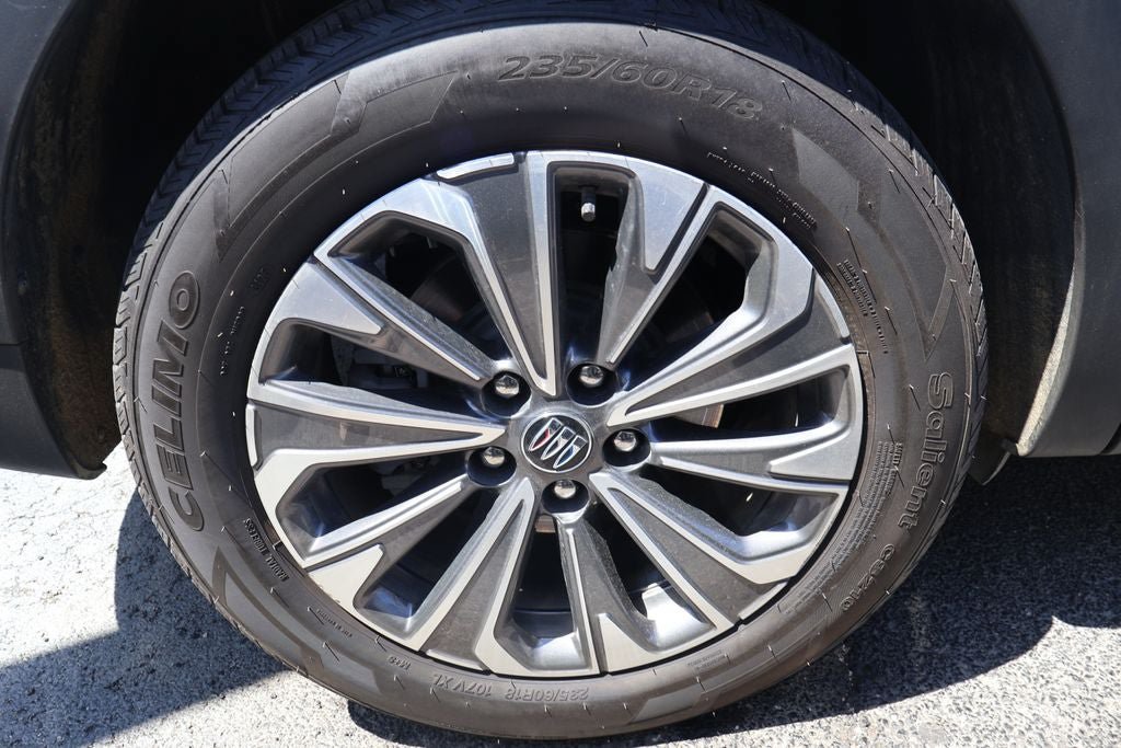 Used 2024 Buick Envision Preferred AWD/4WD image 13