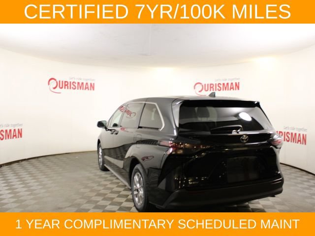 Used 2025 Toyota Sienna LE FWD image 9