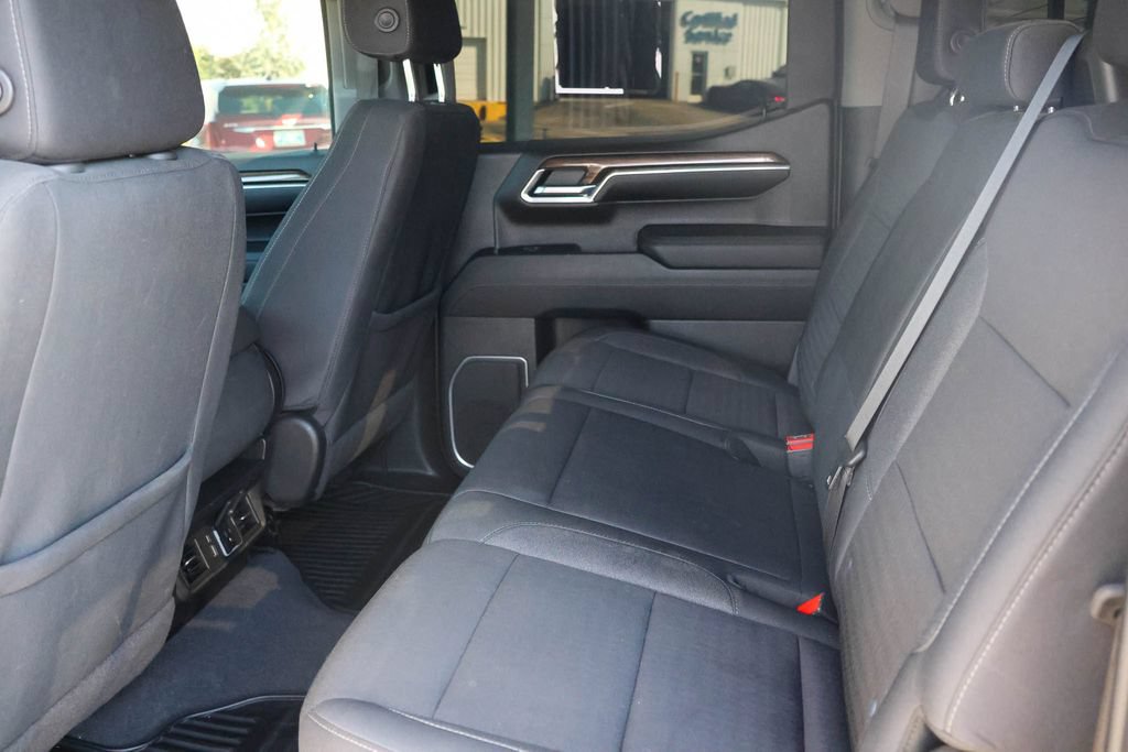 Used 2023 Chevrolet Silverado 1500 LT w/ Convenience Package II RWD image 12