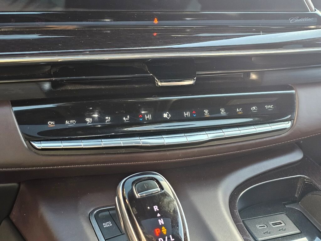 Certified 2023 Cadillac Escalade ESV Sport Platinum image 38