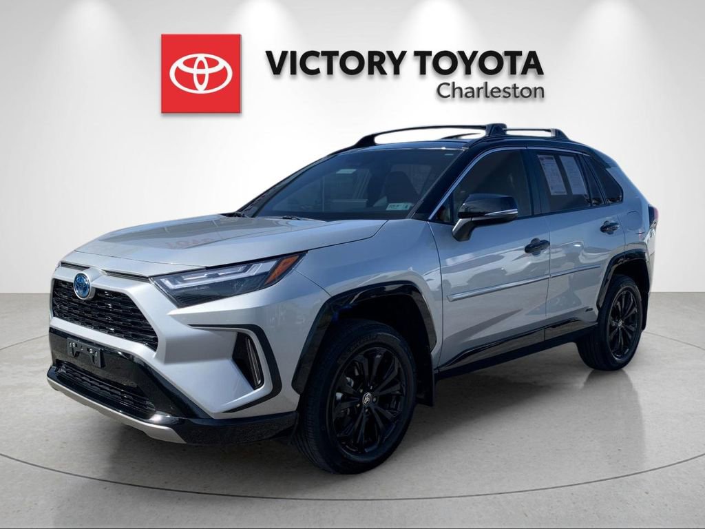 Used 2024 Toyota RAV4 XSE w/ Weather Package AWD/4WD image 1