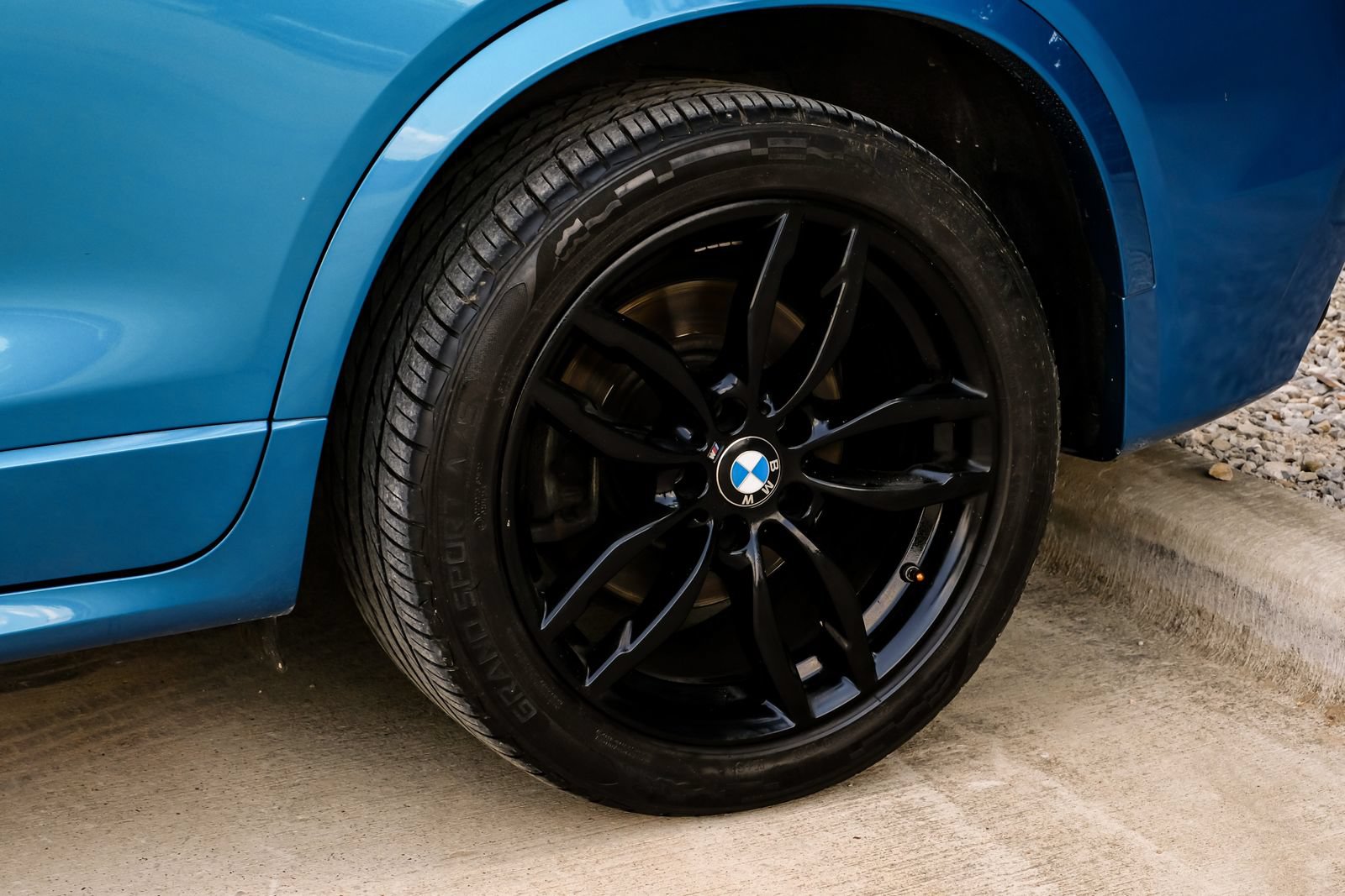 Used 2018 BMW X4 M40i AWD/4WD image 49