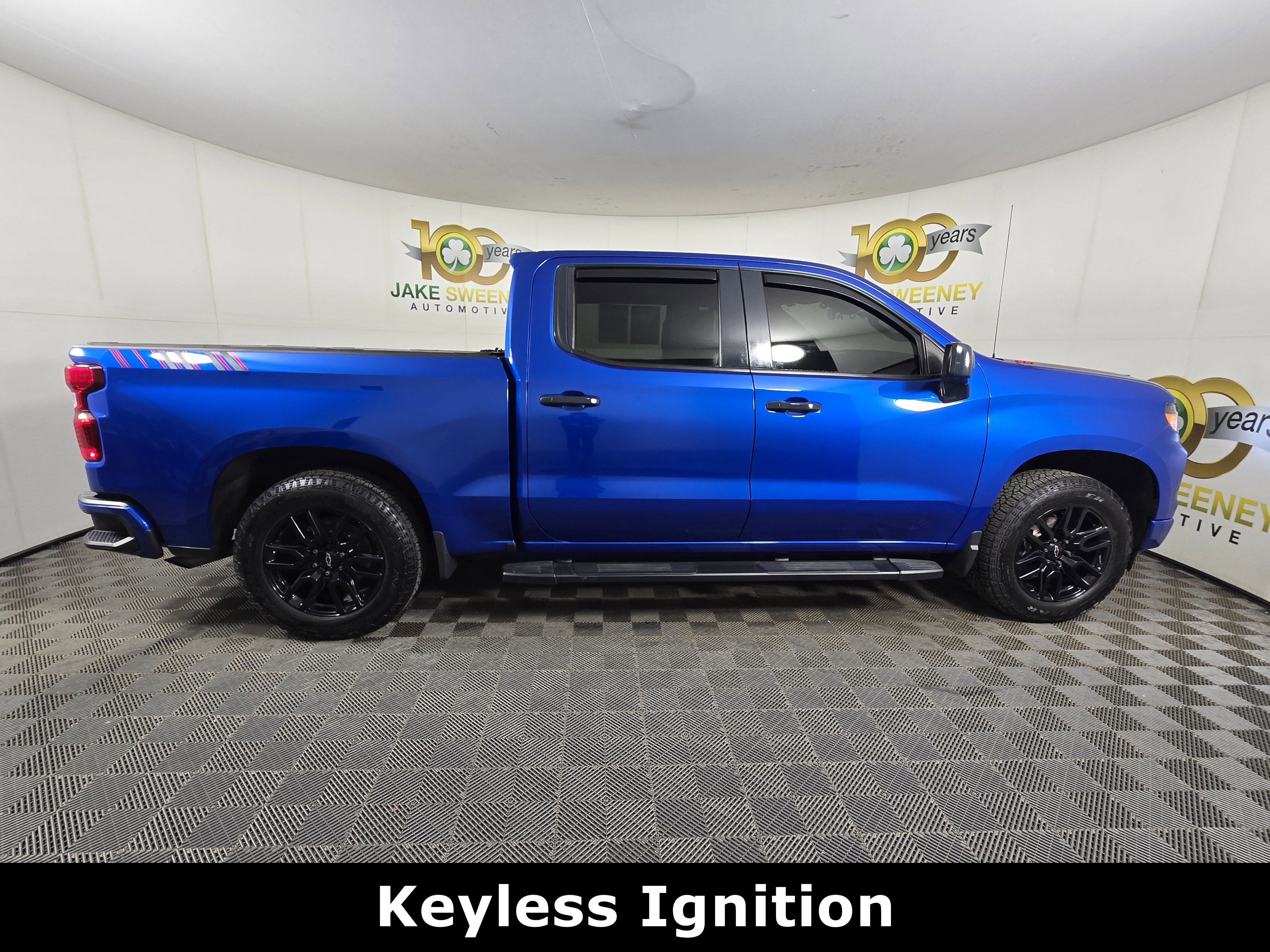 Used 2022 Chevrolet Silverado 1500 Custom w/ LPO, Dark Essentials Package image 10