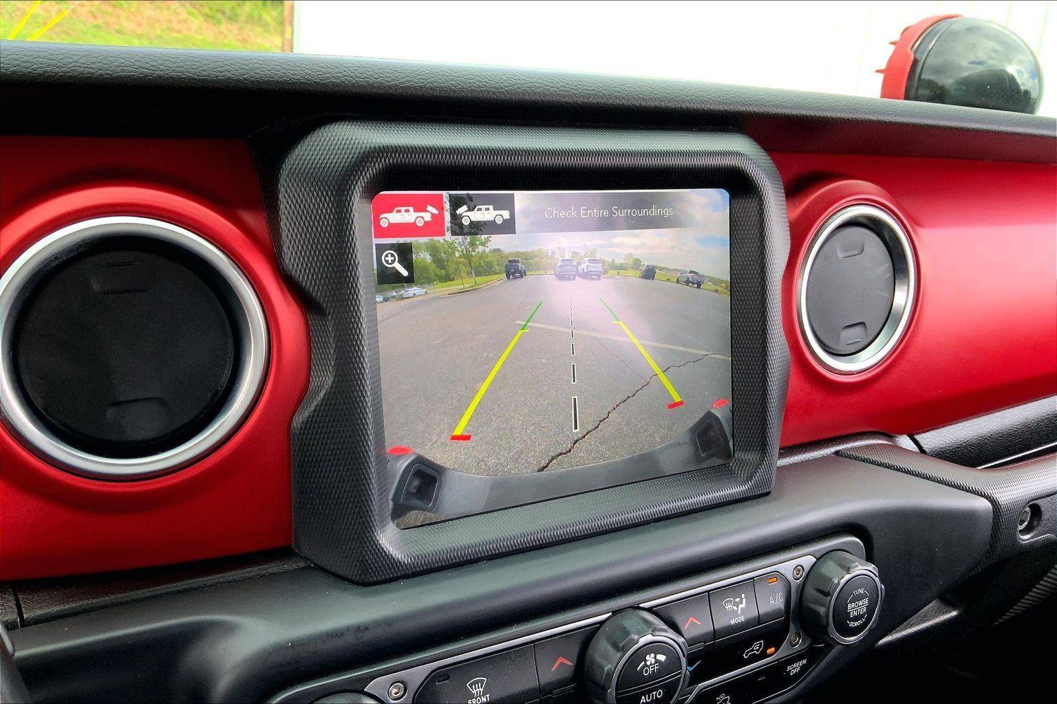 Used 2022 Jeep Gladiator Rubicon w/ Trailer Tow Package AWD/4WD image 20