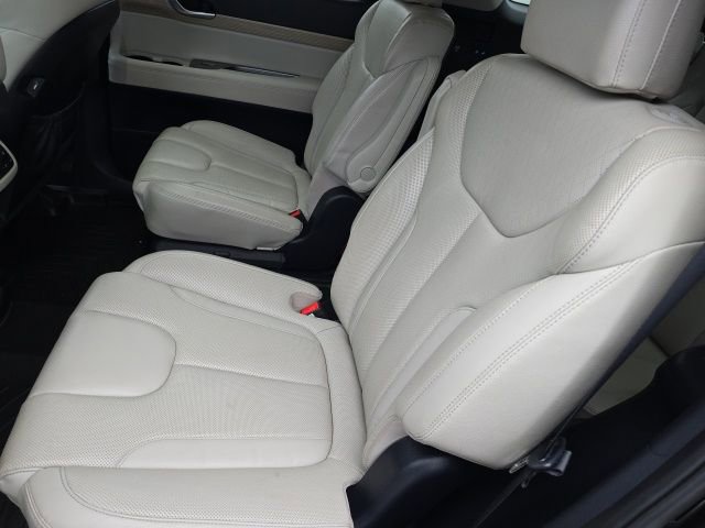 Used 2022 Hyundai Palisade SEL w/ Premium Package image 11