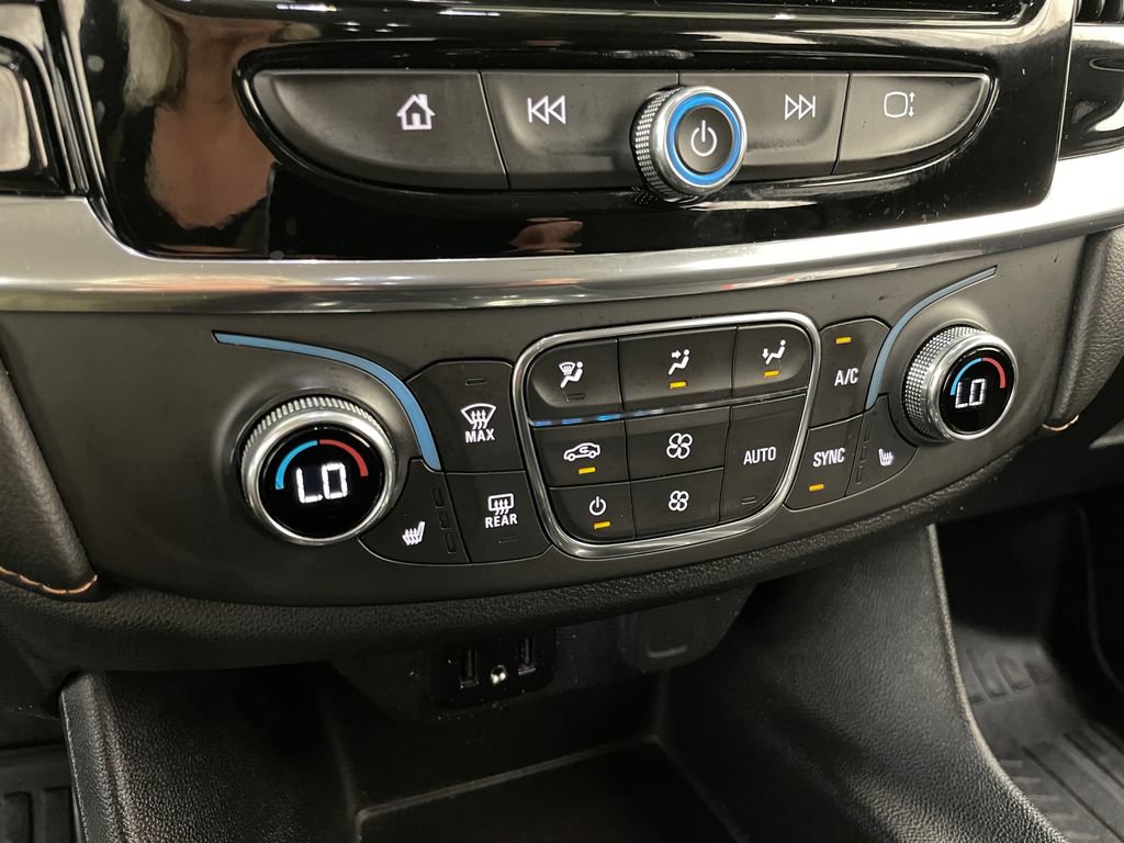 Used 2019 Chevrolet Traverse LT AWD/4WD image 8