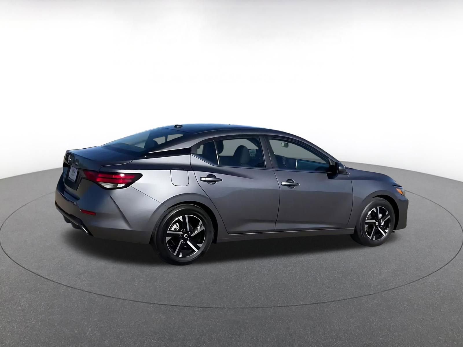 Used 2025 Nissan Sentra SV image 15