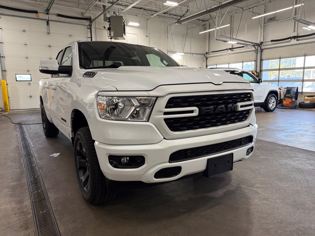Used 2022 RAM 1500 Big Horn AWD/4WD image 2
