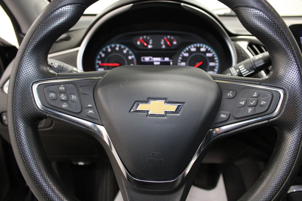Used 2023 Chevrolet Malibu LT image 27