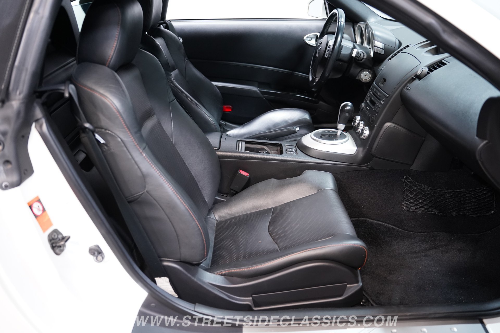 Used 2007 Nissan 350Z Touring RWD image 35