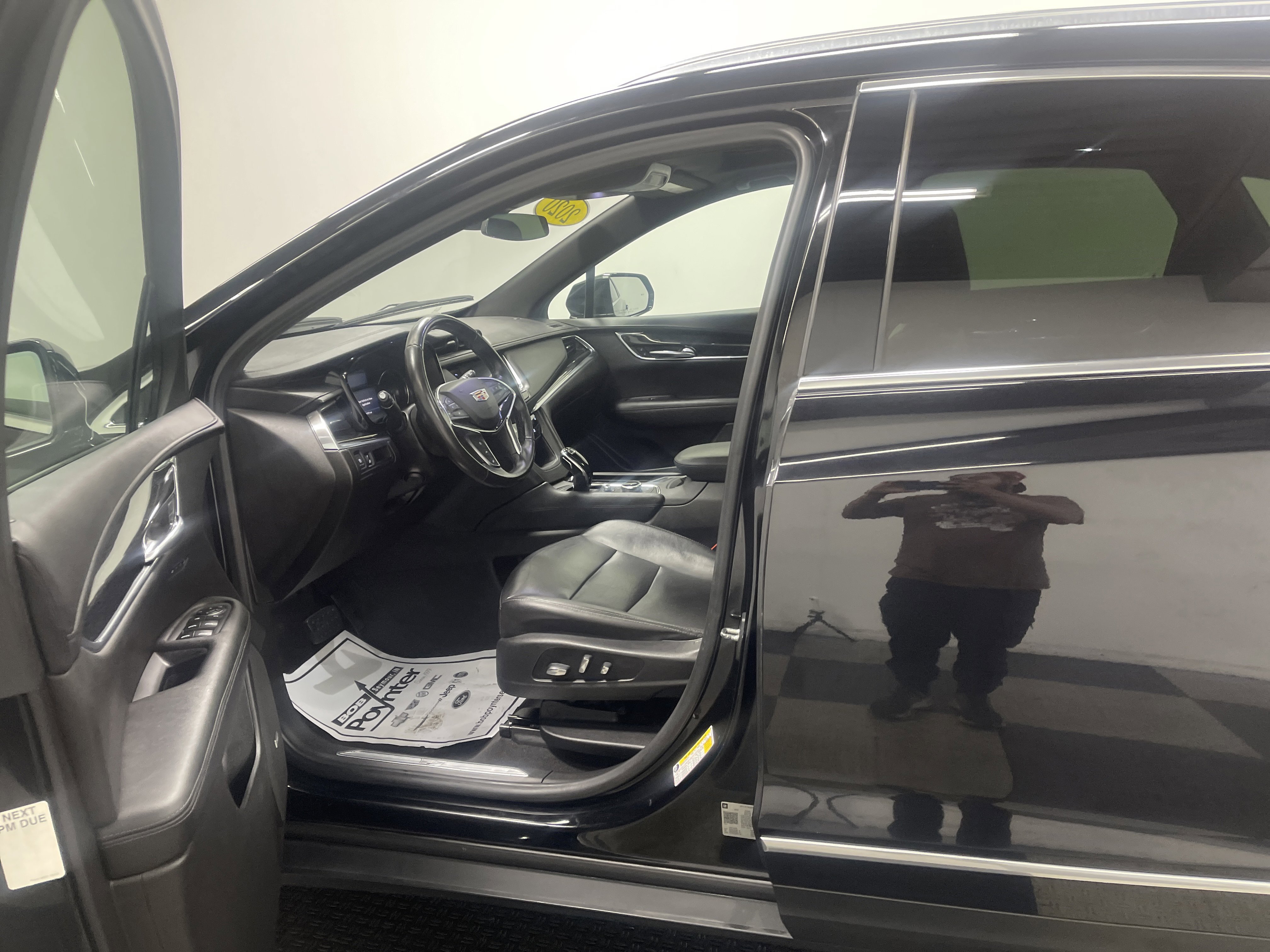 Used 2020 Cadillac XT5 Premium Luxury image 9