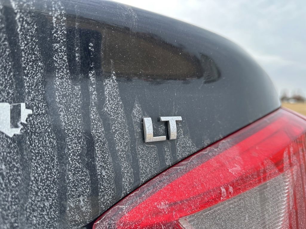 Used 2018 Chevrolet Cruze LT w/ Convenience Package image 4