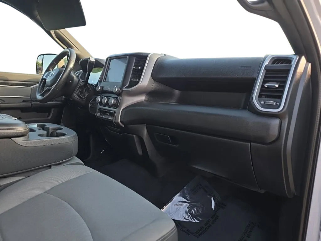 Used 2022 RAM 2500 Big Horn AWD/4WD image 21