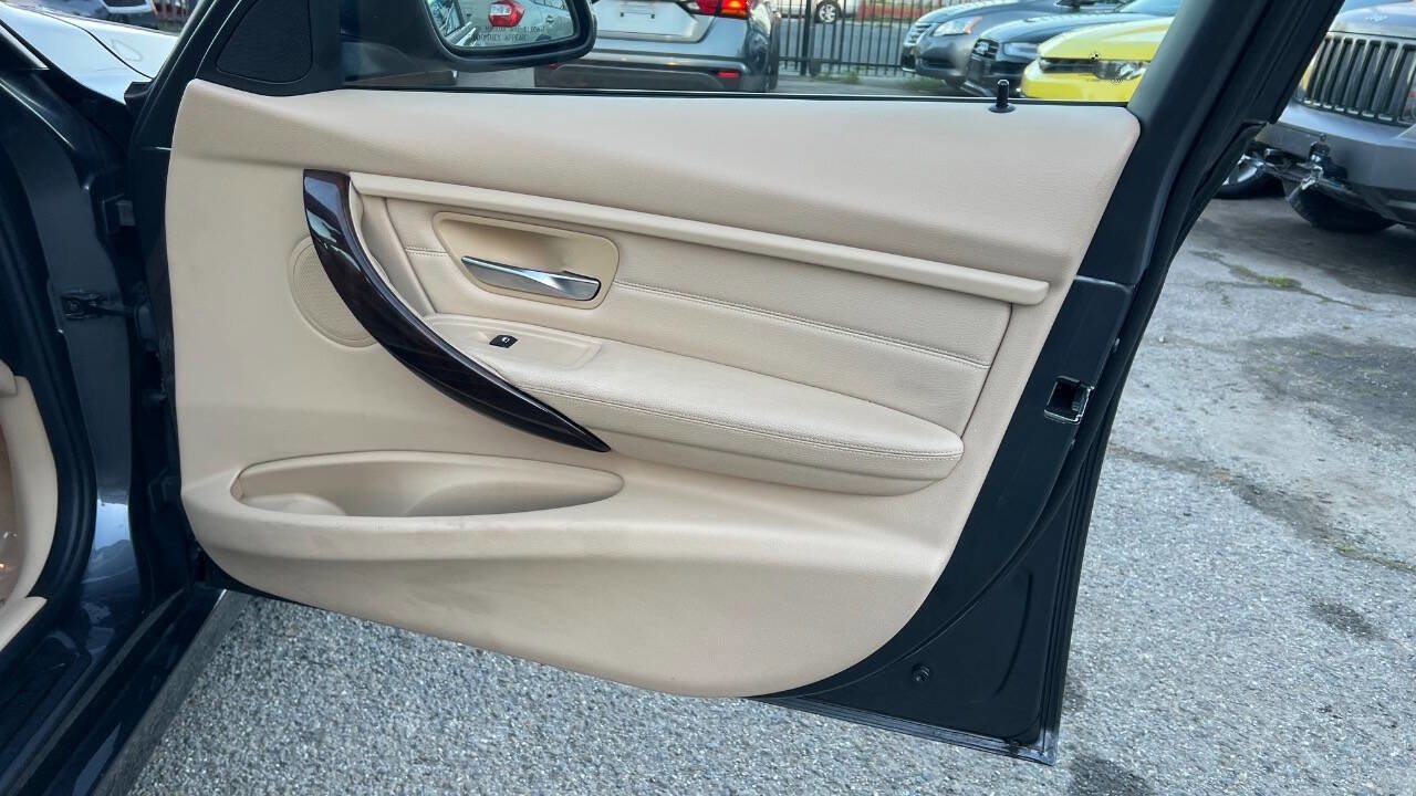 Used 2014 BMW 328i Sedan RWD image 22