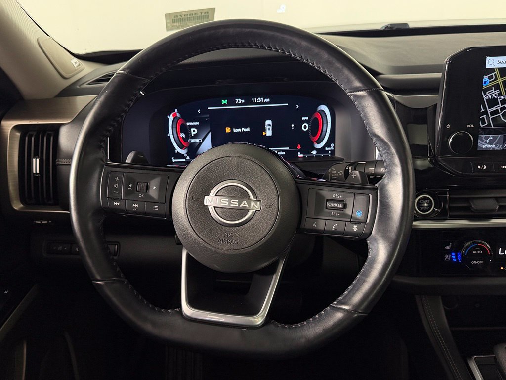 Used 2024 Nissan Pathfinder Platinum AWD/4WD image 16