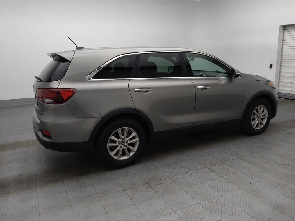 Used 2019 Kia Sorento L FWD image 10