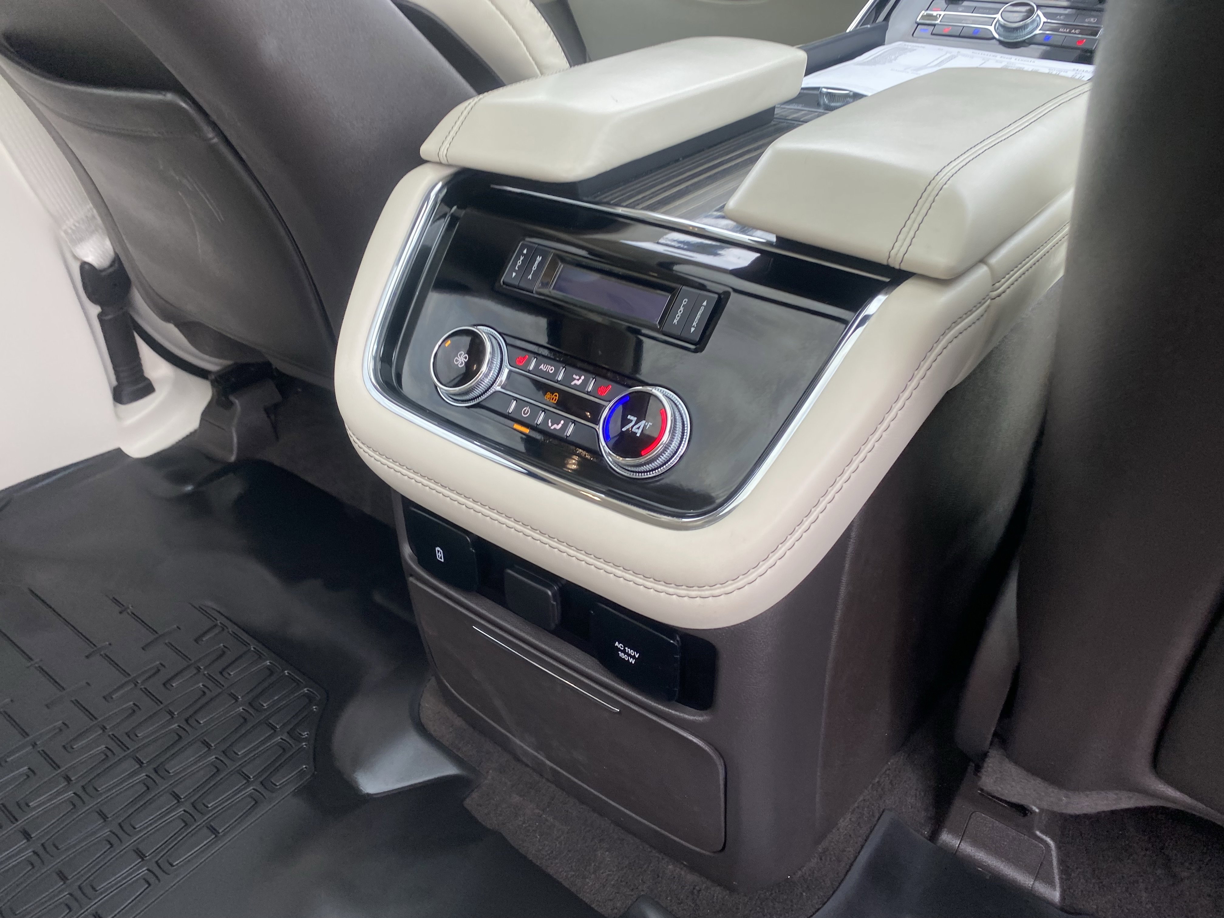 Used 2021 Lincoln Navigator Black Label image 12